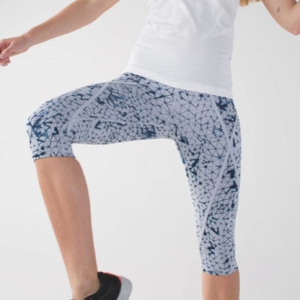 Lululemon Pedal Pace High Rise Crop Legging 4 pant - Picture 9 of 10